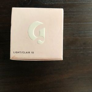 GLOSSIER STRETCH CONCEALER